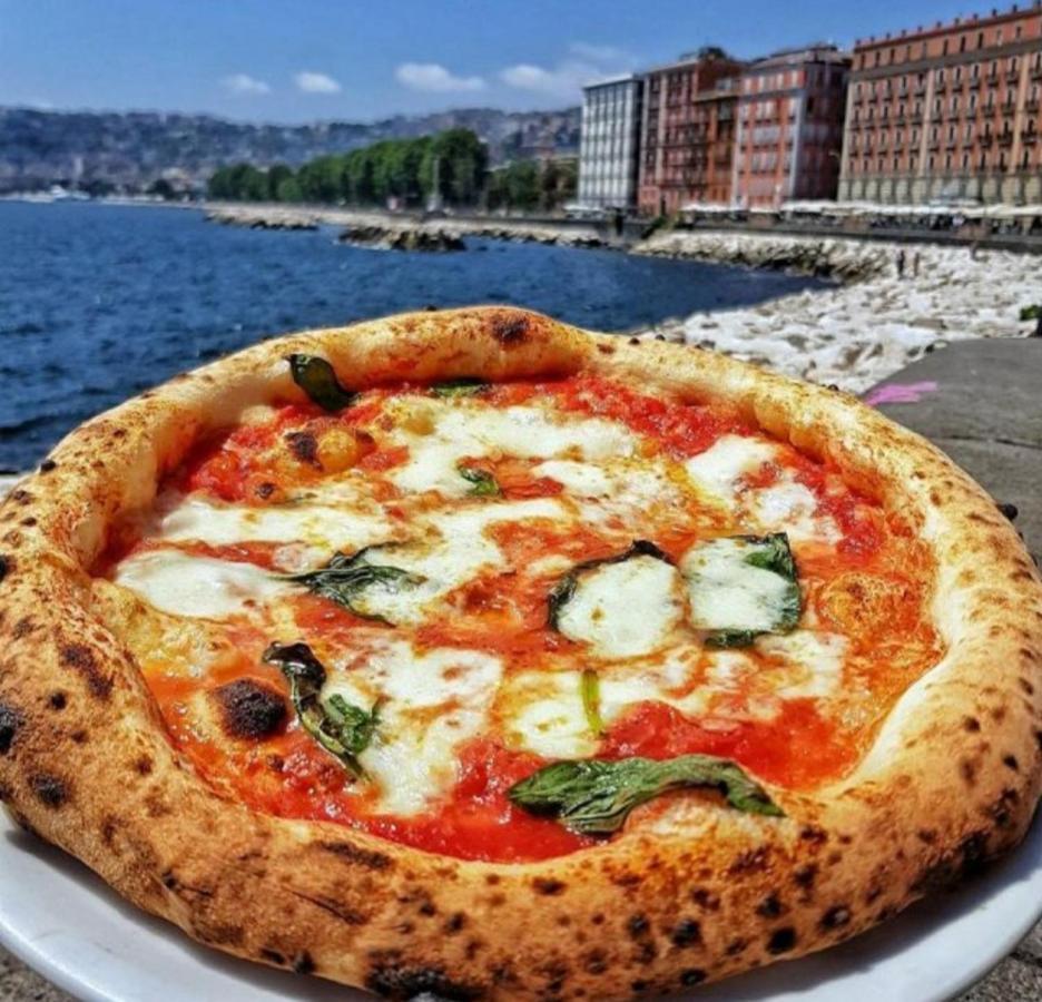 Pit Stop Napoli Centrale Экстерьер фото